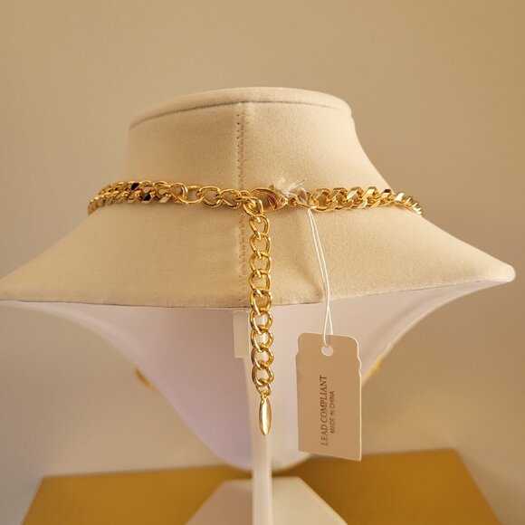 Leopard Print Statement Crystal Necklace. Gold Tone. Sparkling Accents. Natasha. - Picture 8 of 14